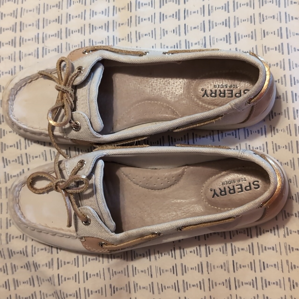 Size 6.5 Sperry shoes